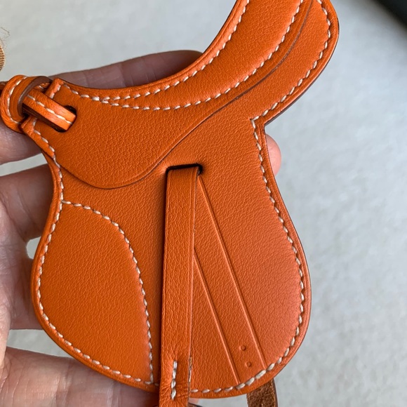 Hermès paddock saddle bag charm - Picture 5 of 5